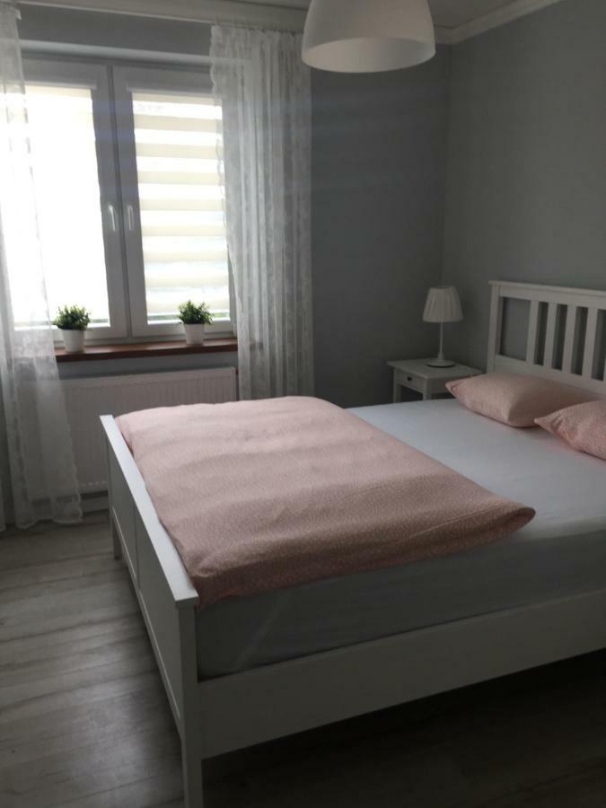 Apartament Julek Klimatyzowany ออชเวียนชิม ภายนอก รูปภาพ