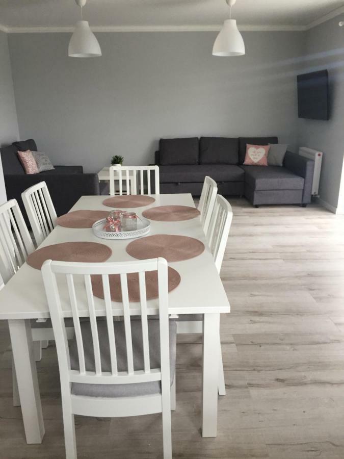 Apartament Julek Klimatyzowany ออชเวียนชิม ภายนอก รูปภาพ